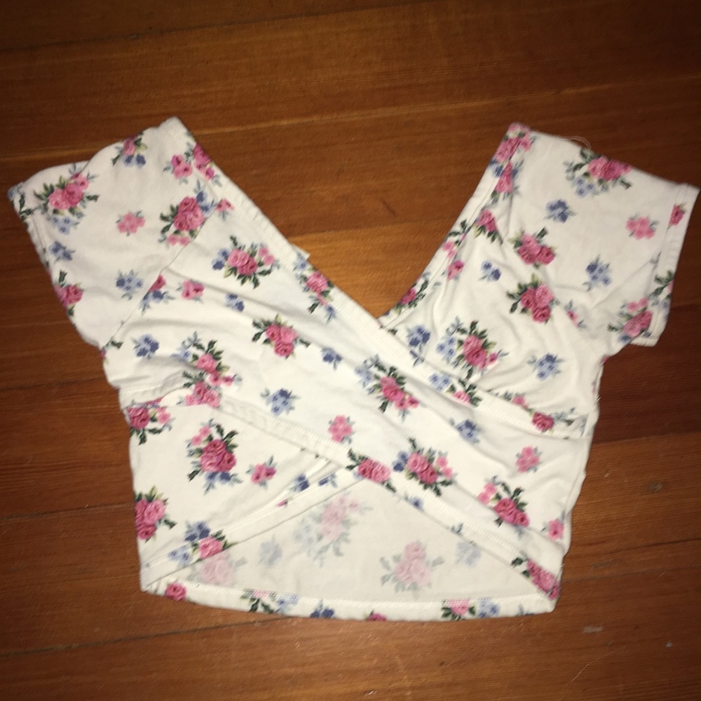 Forever 21 crossed back crop top